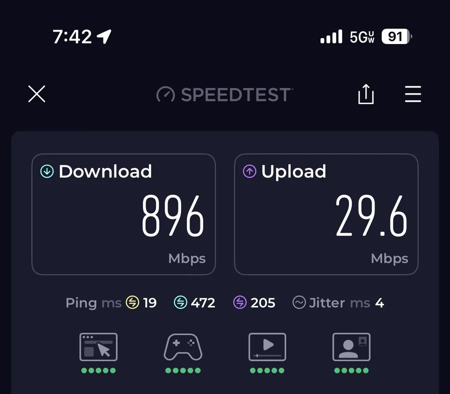 Mobile speed field observation near 53 Carl Parker Road showing 896 Mbps download and 29.6 Mbps upload on Verizon 5G Ultra Wideband.